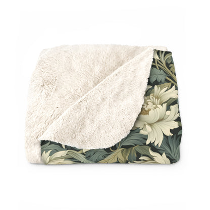 William Morris Inspired Vintage Floral Pattern Sherpa Fleece Blanket