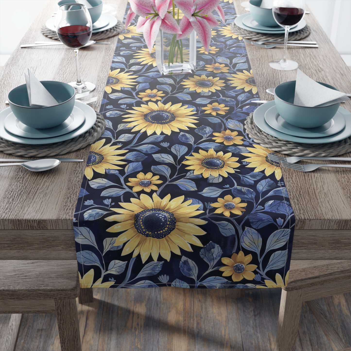 Woodblock Sunflower Pattern Table Runner (Cotton, Poly)