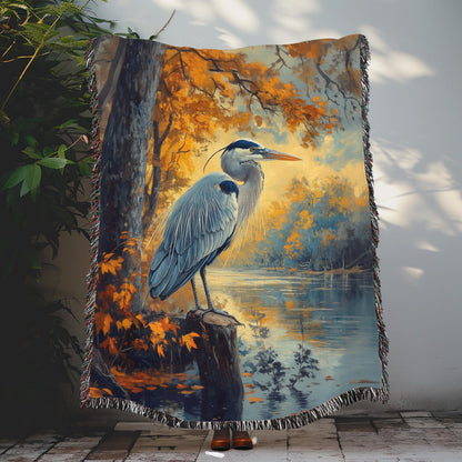 Woven Heron Woven Blanket, Autumn Lake Scene, Nature-Inspired Bird Throw, Cozy Tapestry Blanket for Wildlife Bird Lovers