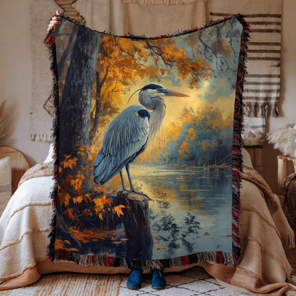 Woven Heron Woven Blanket, Autumn Lake Scene, Nature-Inspired Bird Throw, Cozy Tapestry Blanket for Wildlife Bird Lovers